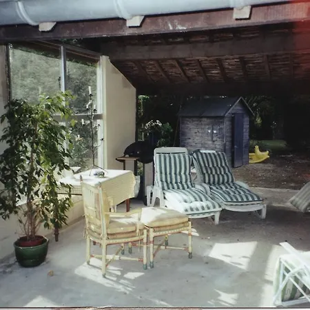 Bed & Breakfast Logis De Semur 2*