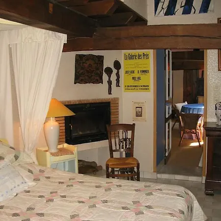 Bed & Breakfast Logis De Semur 2*
